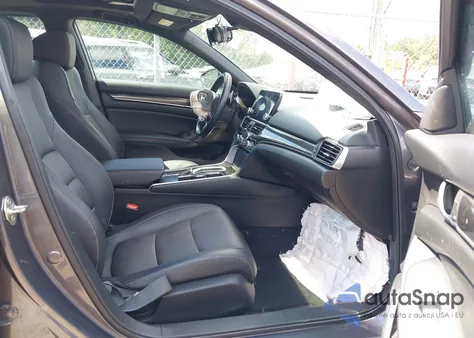 2019 Honda Accord Sport 2.0T z USA, uszkodzony, nr VIN 1HGCV2F39KA008835